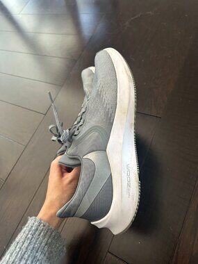 Nike Women's Air Zoom Winflo 6 Trail Running Shoes Size 9